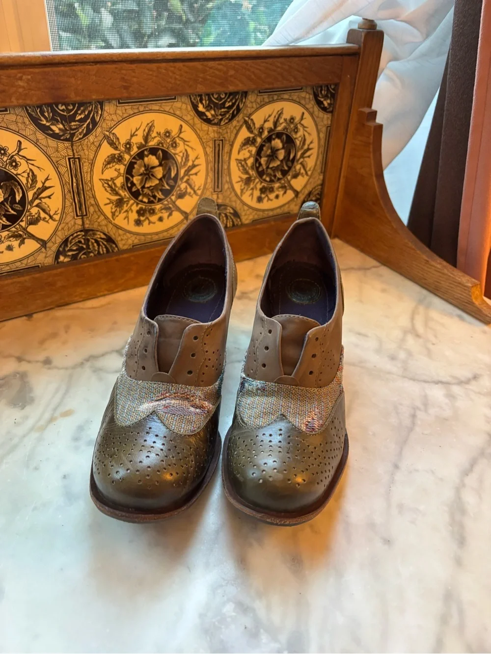 NEW Anthropologie Morenatom Women’s Olive Green Mixed-Material Heeled Oxfords